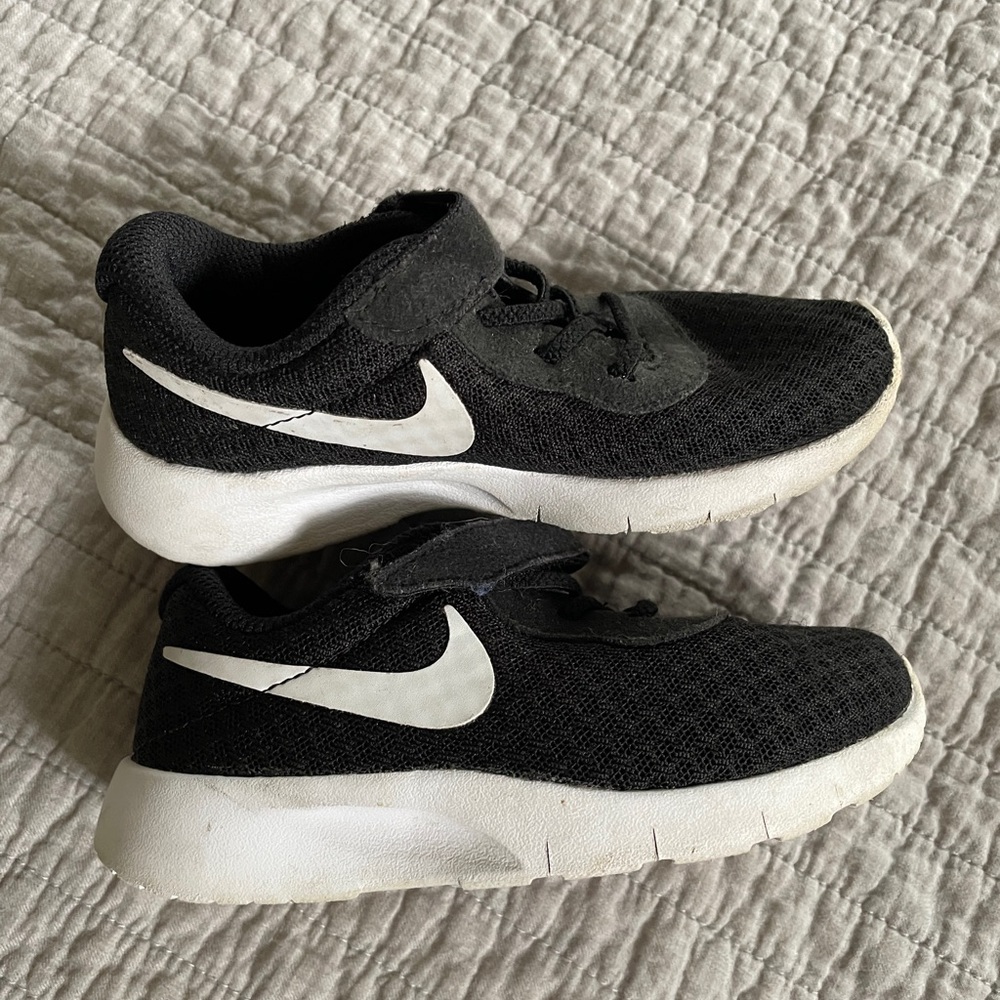 9C Kids Nike Star Runner Sneakers
